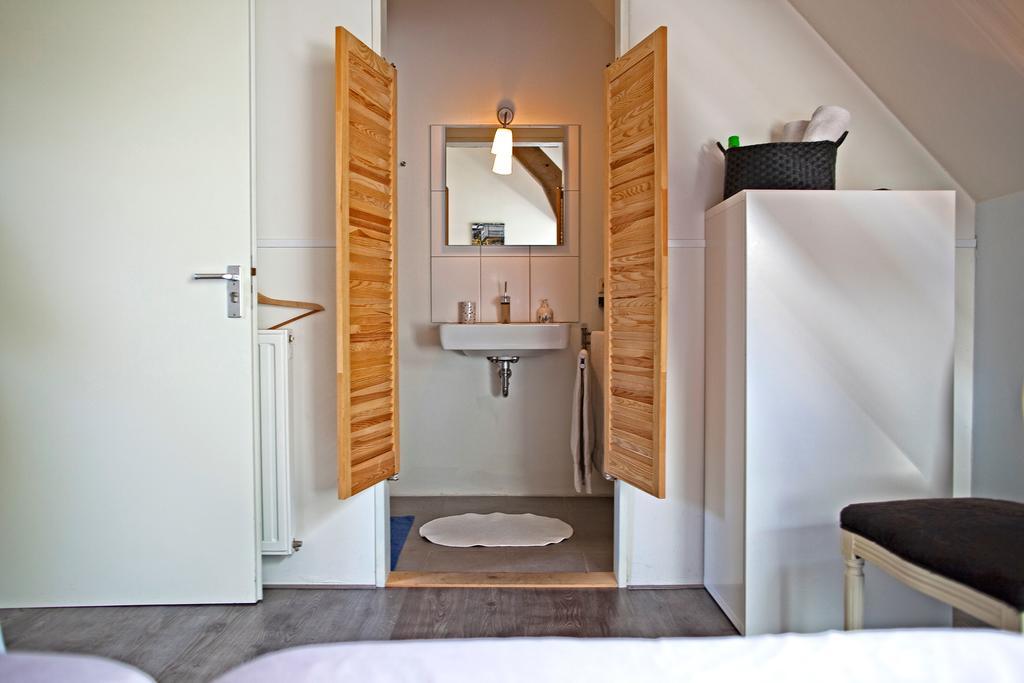 D'N Twist Bed and Breakfast Overloon Esterno foto