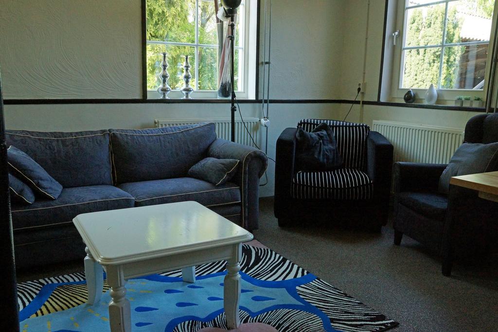 D'N Twist Bed and Breakfast Overloon Esterno foto