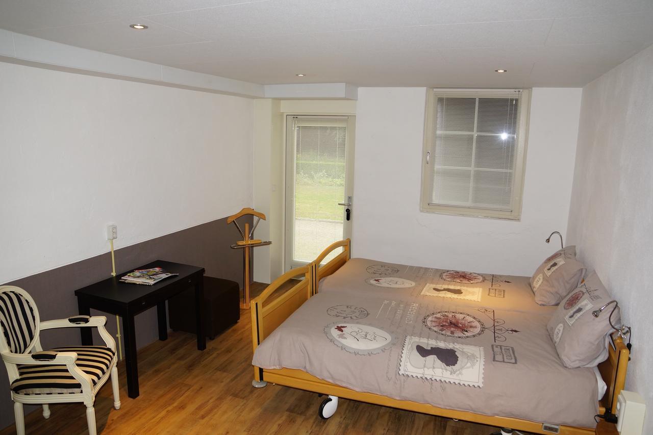 D'N Twist Bed and Breakfast Overloon Esterno foto
